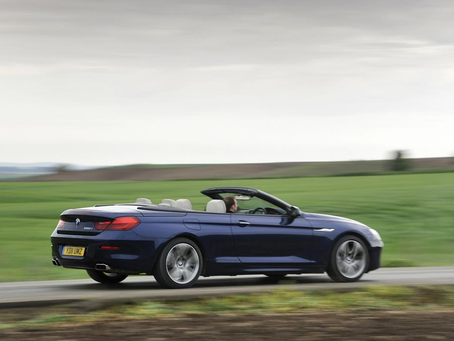  BMW 650i Convertible 2011 года  (UK) (фото 4 из 17)